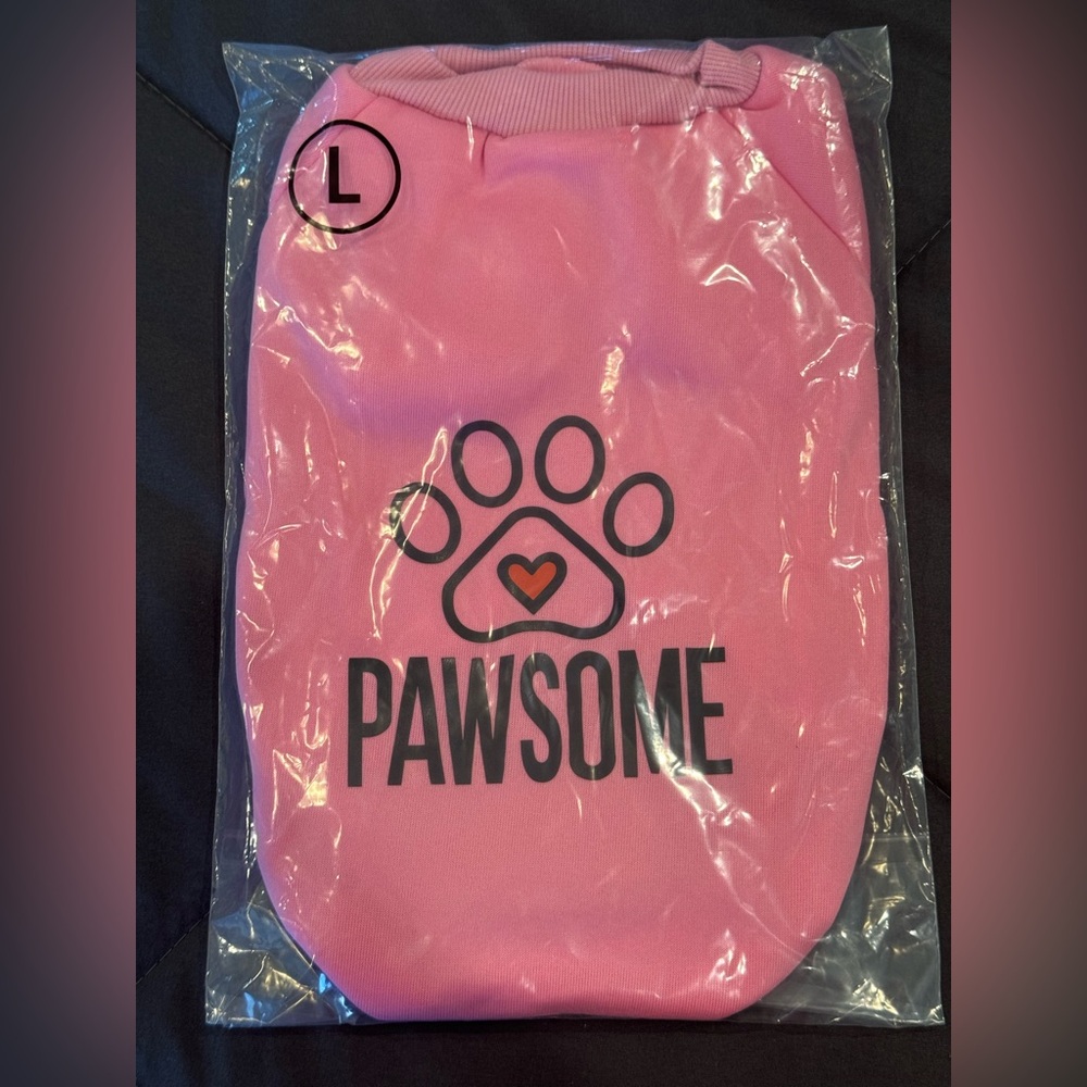Unbranded Pawsome Pink Pet Sweater 9in across and length is 14 in. NWT